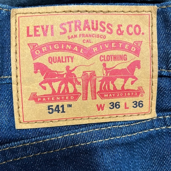 Levi's 541 Men's Blue Jeans 36/36 - Picture 7 of 10